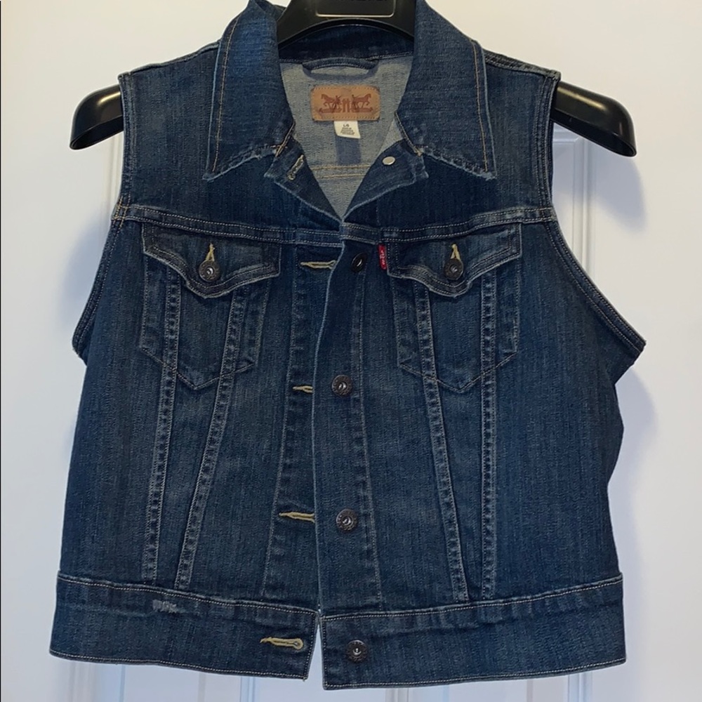 Levi’s Denim Vest - Dark Wash
